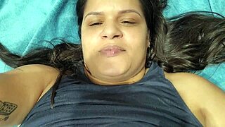 Amateur wife masturbates outdoors for your pleasure