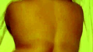 Mature amateur gets her pussy stuffed at home