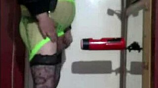 A shy bisexual crossdresser’s solo pleasure with a sex machine