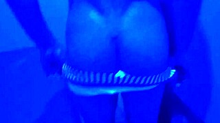 soldado givin it good to negao in sauna, damn