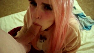 Cutie bubblegum saw me filming! Her attempt failed!