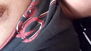 novinha gostosa going wild on solo play, part 2! 😍