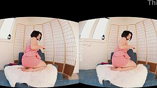 Wow! Yanks Amateur Hope Gold Explodes in Virtual Reality Climax!