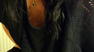 i’m craving to finish on ur throbbing shaft.