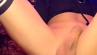 Hey, watch me fuck my bussy with dildo toys 😏