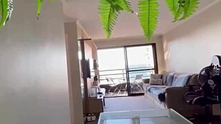 vizinha me chamou pra consertar pia e meti rola