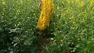 सरसों के खेत में ममत को husband ने जबरदस्त चूदाई दी