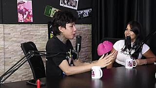 She deposits her pussy first, hates casual sex, never hired virtual sex - dj rafa loira and mateus hwang sheer red