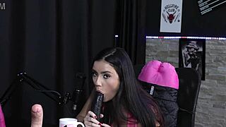 i showed my boquete on brinquedinhos full of tesao with karen goncalves sheer red