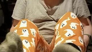 Wow, smelly dirty feet! Get kinky with socks and toes now.