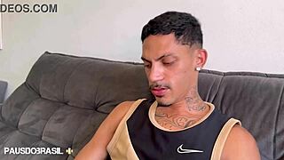 hey, this twink's solo masturbatin' his big cock, so hot 😍