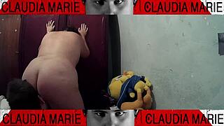 Hey, watch how she loves her curvy ass licked before dinner