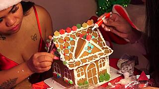 Making gingerbread house with my buddy, let's do this part 2!