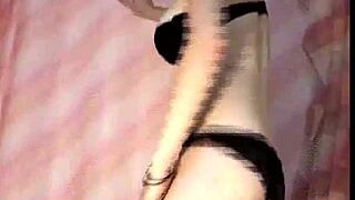 hey nadika, wanna show off that romanian ass?