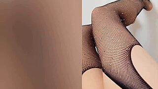 Petite 18+ Babe Rides in Homemade Cowgirl with Sexy Legs for Luxury Orgasm