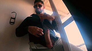 Stepson and stepfather have a hot scene in the movie with Alex Barcelona