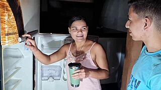 Ja Era Tarde, He Came for the Fridge but Took My Backdoor!