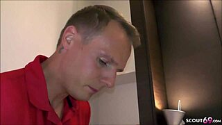 berliner strassen hure ohne kondom gefickt und creampie und eigenes sperma geleckt