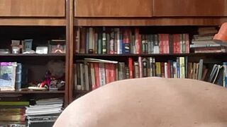 fat milf slut with huge tits and ass