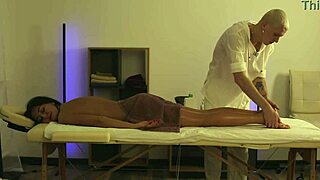 that masseur totally seduced her slutty pussy!
