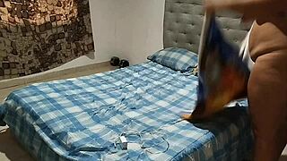 Chubby Colombian Girl Masturbates in Bathroom with Water Jet Happy Ending