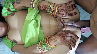 Married Indian girl Lalita Singh gets tight pussy fucked