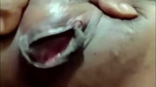 An amateur bride from the Philippines orders a sex video through Telegram for 2025