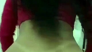 Married woman has office sex with her lover