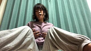 I’m obsessed with showing off my wet solo play!