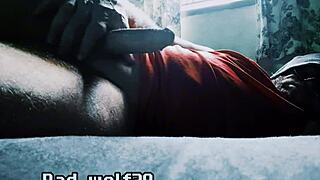 Bad Wolf28 pleasuring himself until he cums