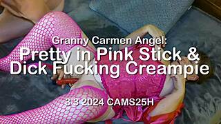 Sexyni attires make pretty cougars feel hotter. Try now!
