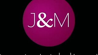 Bianca Belle FLASHES in Souvenir MEMORY!