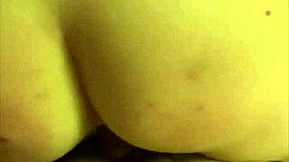 Mckenzie Gold Fucks Her Client Bareback and Lets Him Cum All Over Her Ass in Doggystyle Riding Blowjob