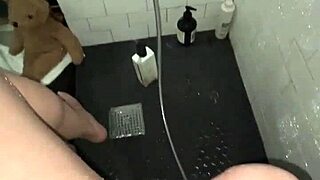 saudi escort girl masturbates tight teen pussy in shower