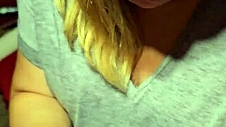 Gostosa se masturbando, parte 2?