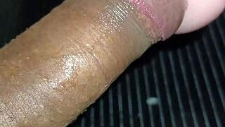 kissy mamada y luego sexo, llenando toda su entrada con leche, oops