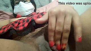 delicious college girl showing her creamy pussy full of milk, waiting to be fingered out 😋