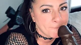 hey, watch this hot older milf give amazing head