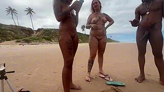 My friends luv fuckin at beach to soak in nature vibes... oops!