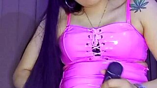 18 Year Old Girl Masturbates Just For You