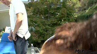 just chilling with mofozo com, watching this brunette amateur take a huge facial