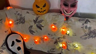 garota safada blows monster cock on halloween