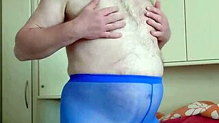 Spaß in Der Blauen Legging with Chubby Solo Play