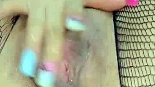 Colombian Webcam Model Uses Toy On Her Big Ass