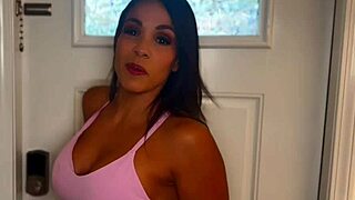 sexy latina, wanna try my special sex therapy?