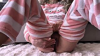 Asian Teen Fingering Hairy Pussy to Squirting Orgasm Close Up
