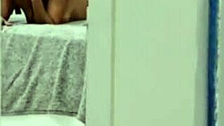 Fomos Pegos no Flagra Pelo Amigo do Meu Marido