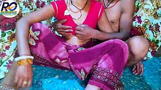 Desi bhabhi looks stunning banging brother-in-law in red saree! 😍