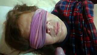 哇！真实绿帽老公巨大射精淹没我的嘴和脸！