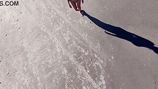 i flash my big tits on the beach